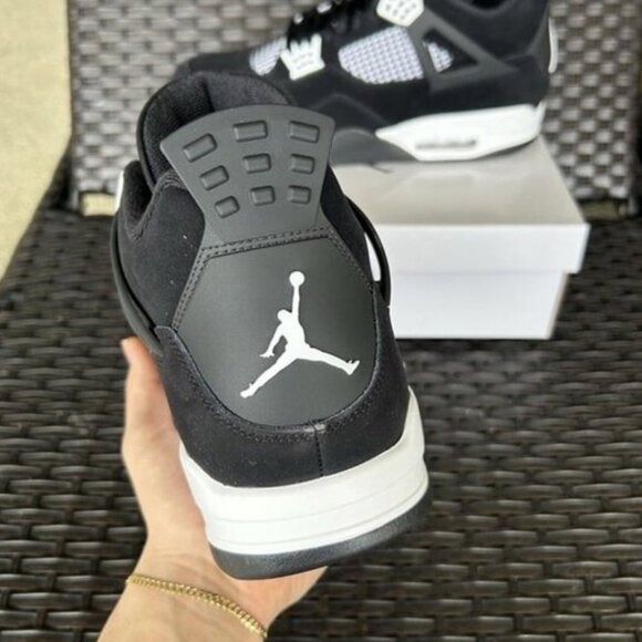 AIR JORDAN 4 RETRO WHITE THUNDER - Picture 3 of 6